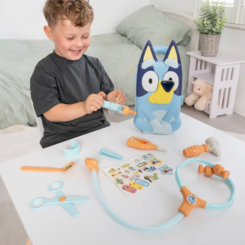 Ігровий набір Bluey – Кейс лікаря Блуї