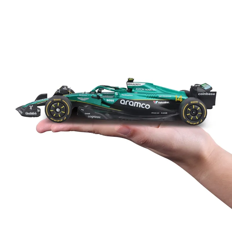 Автомодель з фігуркою – Aston Martin AMR25 (2025) (1:24)