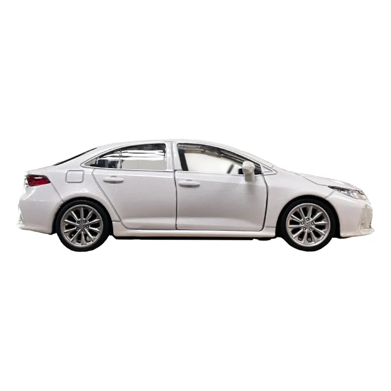 Автомодель – Toyota Corolla Hybrid (білий)