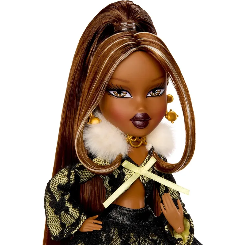 Ігровий набір з лялькою Bratz серії Stylin' Birthday — Саша