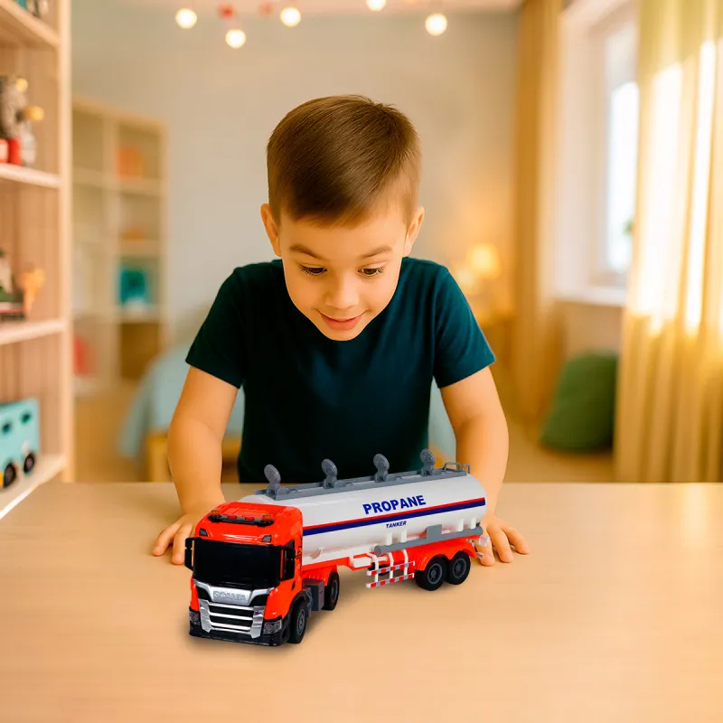 Автомодель серії Large Truck – Автоцистерна Scania (світло, звук)