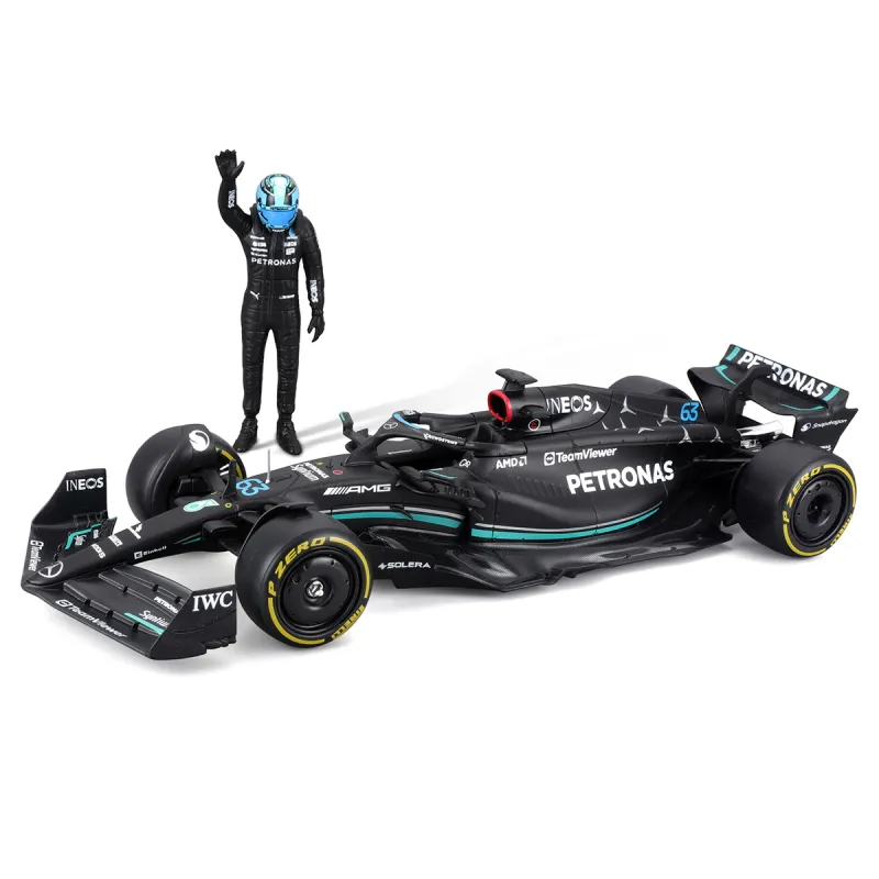Автомодель з фігуркою - Mercedes-AMG F1 W14 E Performance (1:24)