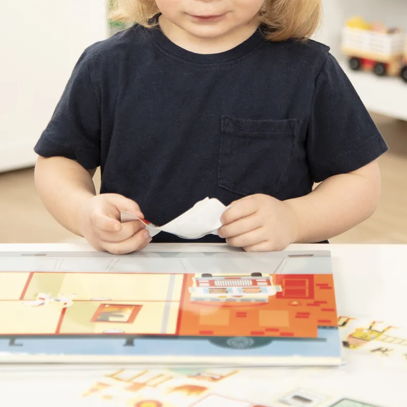 Melissa & Doug: Набір багаторазових наліпок 'Моє місто'