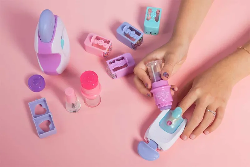 Cool Maker: манікюрний салон «Go GLAM»